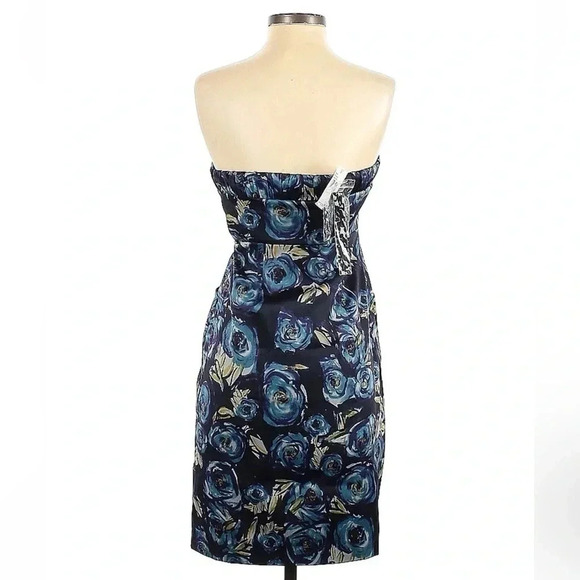 Kensie | Dark Blue Roses Floral Strapless Sweetheart Neckline Size 2 NWT - Picture 2 of 3
